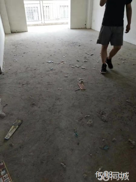 欧陆花园120平方毛坯